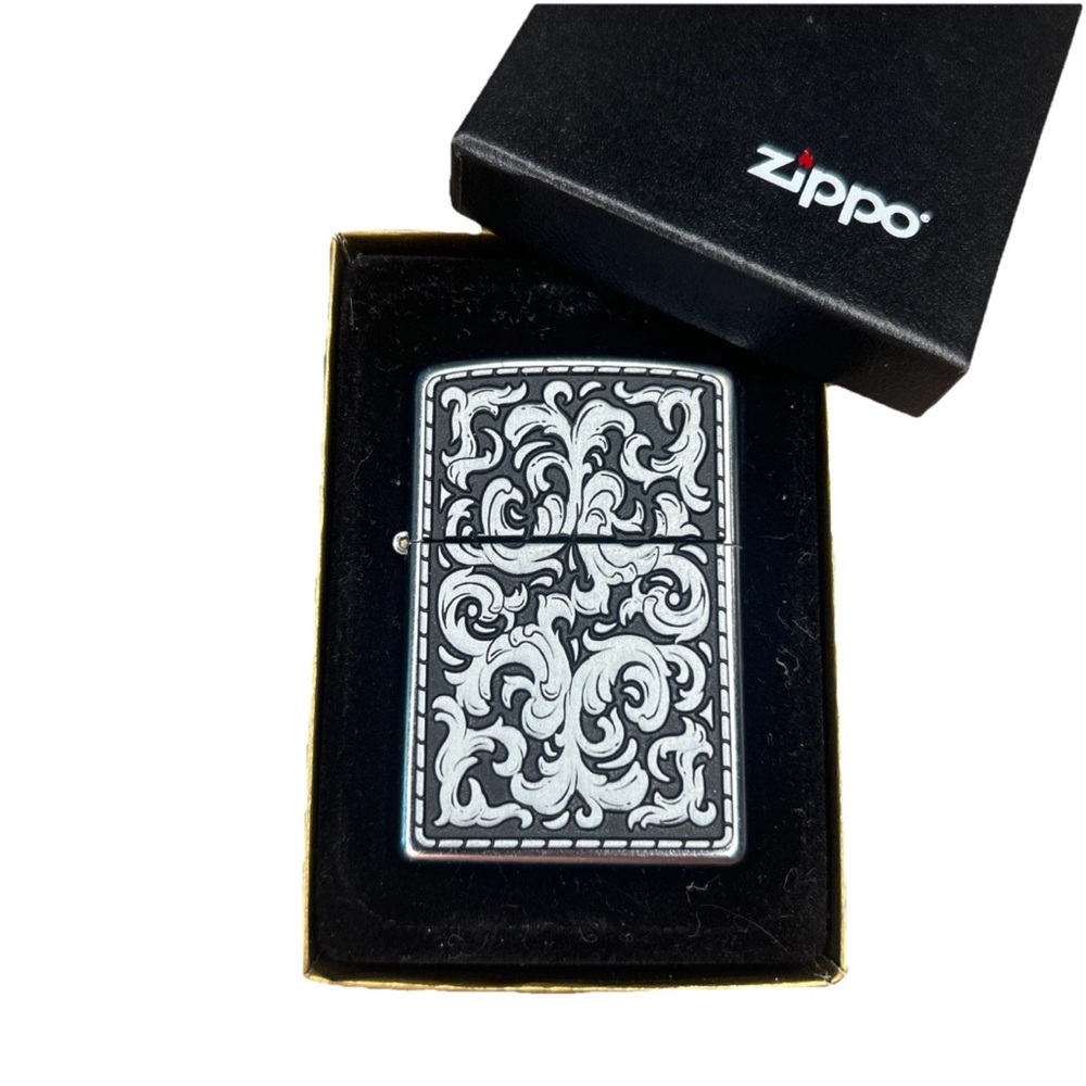 NIB 2003 Zippo Lighter - Marlboro Storming Scroll Pewter Design.